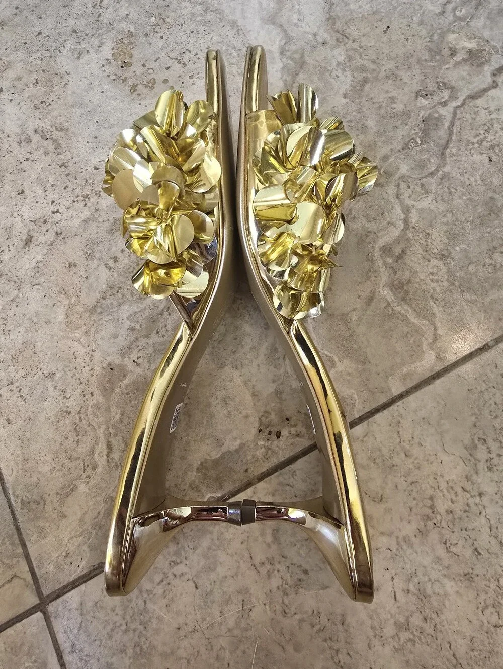 NWOB Larroude Greta Disco Mules Gold Size 9